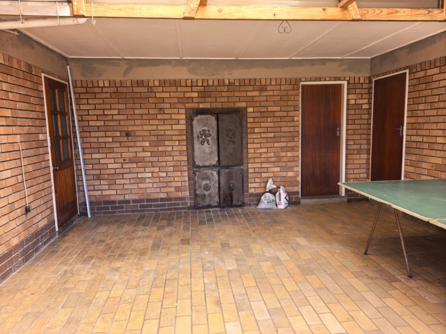 4 Bedroom Property for Sale in Parys Free State